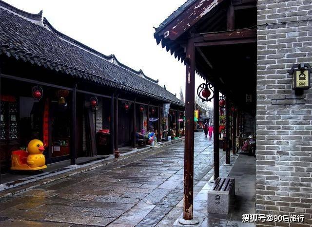受邀出席